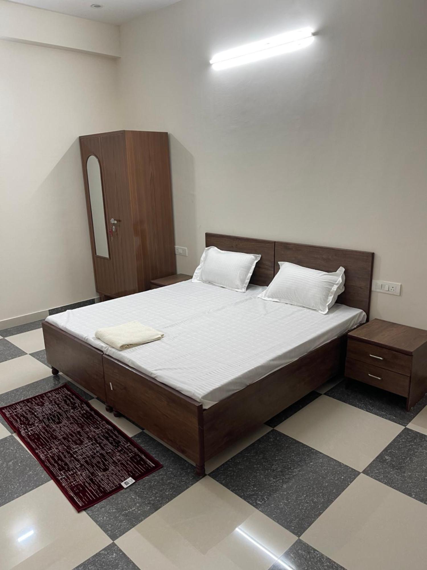 Shrinath Residency Ξενοδοχείο Greater Noida Εξωτερικό φωτογραφία